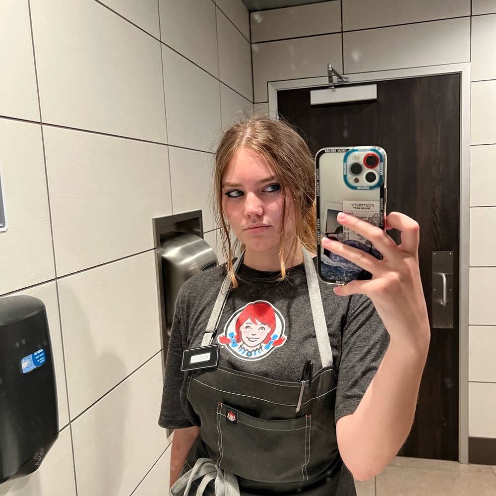 Meet your Posher, Madison